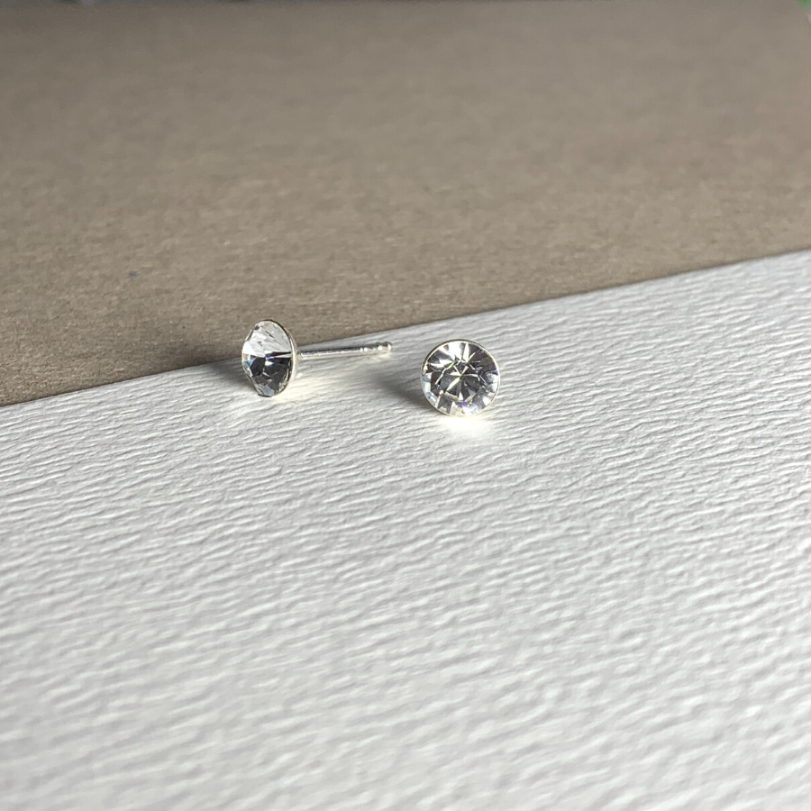 Dainty Swarovski Stud Earring Crystal